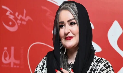 نعیمه نظام‌دوست با جواهرات طلایی‌اش همه را مات کرد؛ ژست‌های متفاوت و چشم‌نواز!