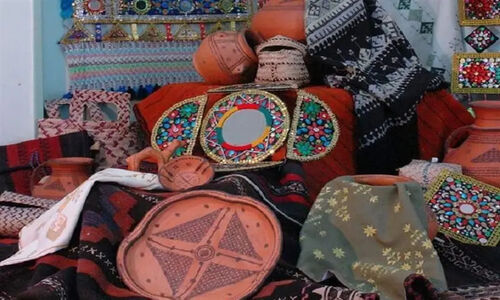 شب چله در دل کردستان؛ صنایع‌دستی ناب کردستان برای نخستین‌بار به تماشا و فروش گذاشته شد