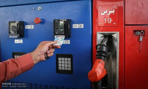 سخنگوی جایگاه‌های سوخت: کاهش ۴۰ درصدی مصرف بنزین شایعه است!