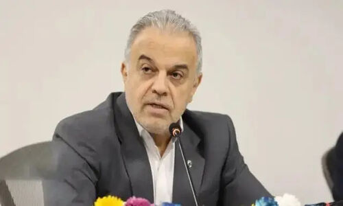 معاون بانک مرکزی هشدار داد: دامن زدن به گرانی یعنی خودزنی ملی که اقتصاد را تهدید می‌کند!