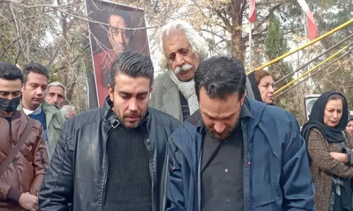 مراسم خاکسپاری حمید طالقانی با حضور چهره‌های شاخص سینما؛ وداعی تلخ در قطعه هنرمندان
