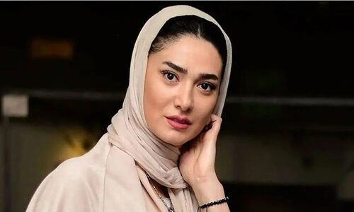 ترکیب استایل کژوال مینا وحید با اکسسوری‌های جذاب؛ راز خوش‌استایلی که همه را مجذوب کرد!