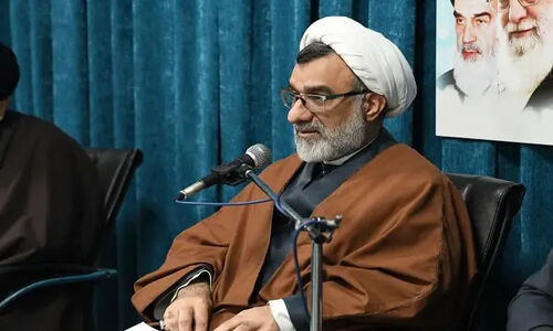 خسروپناه: اجرای کامل سند دانشگاه اسلامی، کلید پیشرفت علمی و فرهنگی کشور است!