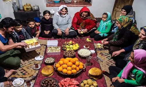 یلدا در گلستان؛ تجربه‌ای ناب با طعم «مارمرده» و قصه‌های شبانه که دل را می‌لرزاند