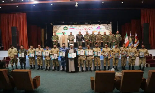 هجدهمین جشنواره فرهنگی سربازان در اصفهان با تجلیل از الگوی شجاعت برگزار شد