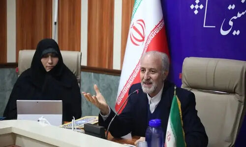 معاون استاندار قم: شوراها کلید طلایی خدمت‌رسانی و سکوی پرتاب زنان در سیاست محلی!