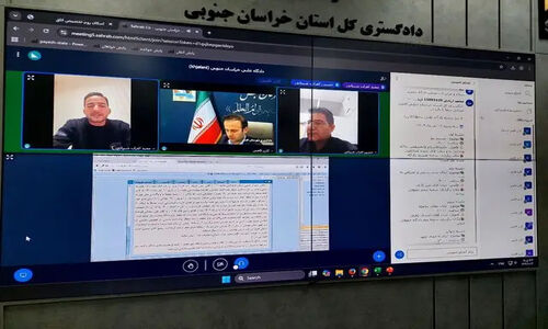 کاهش ۳۷ درصدی مراجعات حضوری با دادگاه‌های آنلاین در خراسان جنوبی؛ خبرنگاران از سامانه‌های نوین قوه قضاییه بازدید کردند
