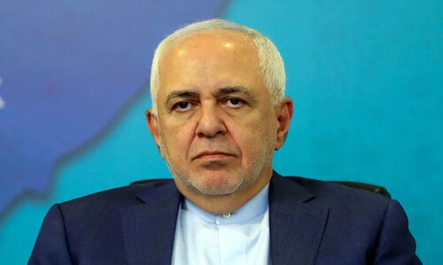 ظریف در توییتی صمیمانه کریسمس را به هموطنان مسیحی تبریک گفت