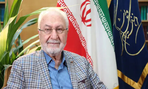 تقدیر ویژه محمد اسلامی از پیشکسوت برجسته پزشکی هسته‌ای ایران