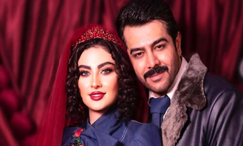 رونمایی اختصاصی از چهره جذاب مادر و مادرشوهر مریم مومن؛ زیبایی در مقابل هم!