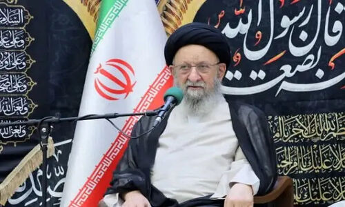 نماینده ولی‌فقیه در گلستان: دشمن از جنگ نظامی واهمه دارد؛ نبرد اصلی در ذهن مردم جریان دارد!