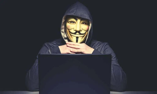 انتقال حیرت‌انگیز ۱۳۰۰ بیت کوین توسط فرد مرتبط با هک مت گاکس؛ رازهای پنهان در بازار ارز دیجیتال!