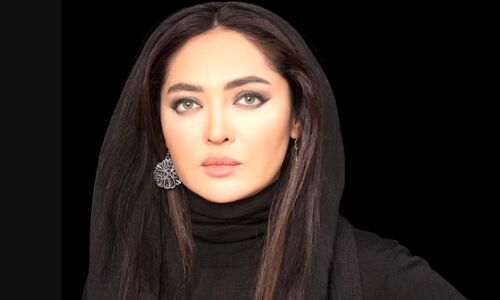 سفر در زمان؛ چهرۀ «نیکی کریمی» در جشن تولد یک سالگی‌اش؛ سال ۱۳۵۱