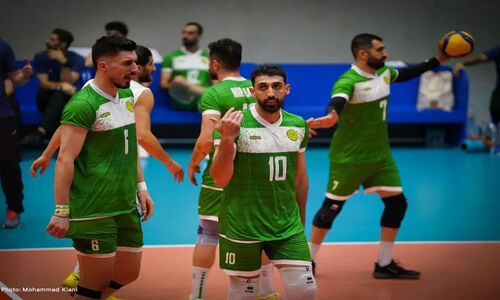 دو هم‌تیمی، دو قهرمان دفاع روی تور؛ رقابتی نفس‌گیر با امتیاز برابر ۲۹-۲۹!