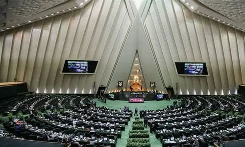 هشدار جدی نمایندگان مجلس درباره تبعات سنگین تورمی بودجه 1405؛ پیشنهاد اصلاح فوری با دلار 28500 تومانی