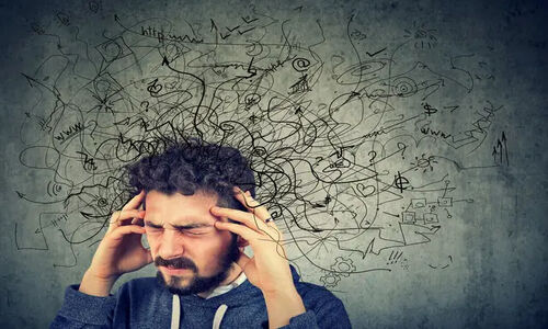 چرا تربیت کمال‌گرا، وسواس را در خانواده‌ها شعله‌ور می‌کند؟