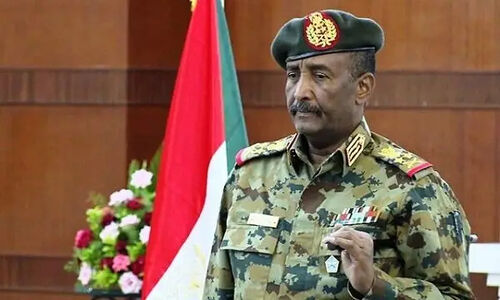 البرهان: جنگ در سودان تا خلع سلاح نیروهای واکنش سریع ادامه دارد، آتش‌بس در کار نیست!