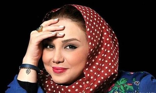 حضور بهنوش بختیاری با بادیگاردهایش در خیابان با استایلی عجیب! + فیلم