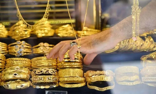 قیمت طلا 8 دی 1404؛ بازار به اصلاح  نزدیک شد