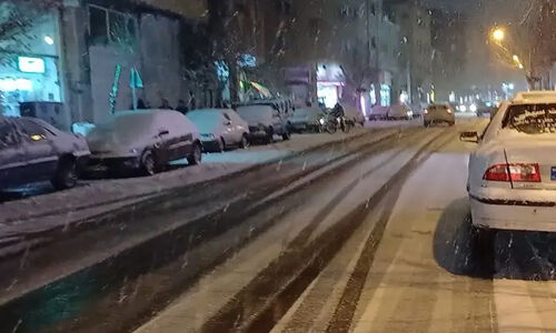 تصاویری از بارش برف و بوران در ارومیه و سردشت