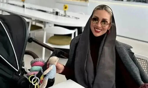 مینا مختاری، همسر بهرام رادان، با سرویس چایخوری خاص و شیکش همه را شگفت‌زده کرد!