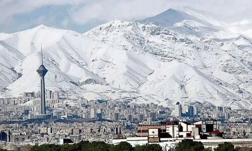 هواشناسی تهران سه‌شنبه ۹ دی ۱۴۰۴| کاهش شدید دمای پایتخت همزمان با بارش برف