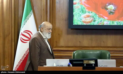 چمران: تصمیم قاطعی برای شرکت در انتخابات شورای شهر نگرفته‌ام