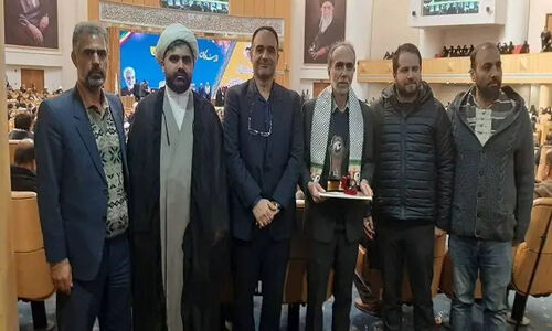 تجلیل از رئیس مرکز آموزش و تربیت محیط‌بان سازمان حفاظت محیط‌زیست
