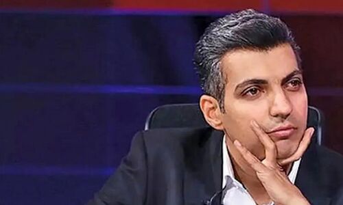 عادل فردوسی پور: تو مدرسه عربیم خیلی خوب بود کنکور هم 96.6 درصد زده بودم ولی نمی دونم چطوری درس دادن وقتی یکی عربی حرف می زنه کلا نمی فهمم
