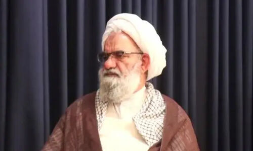 امام جمعه موقت بندرعباس: نماز محور عاقبت‌بخیری، اقتدار و مقاومت است