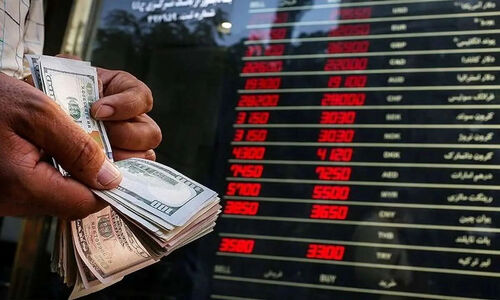قیمت دلار ۲۳ مرداد؛ دلار وارد کانال ۹۳ هزار تومانی شد  + جدول