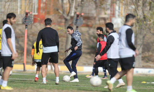 اوضاع عجیب شاگردان عنایتی پیش از بازی مهم