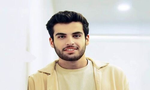 مانی رحمانی بازیگر سریال بچه مهندس: مغرور شدم چون به جایگاهی رسیدم که آرزوی خیلی هاست! حتی نوع غذای من با دیگران فرق دارد…