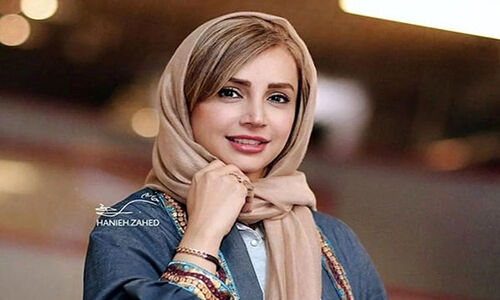 عکس جنجالی شبنم قلی خانی با باکس گل ولنتاین و عروسک خرسی