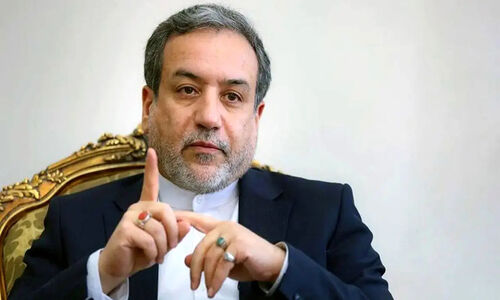 عکس جشن تولد دخترکوچولوی عباس عراقچی وزیر امور خارجه  / نماد امریکایی کیکش همه را مبهوت کرد