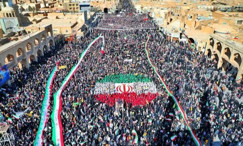 این سلبریتی ها  در راهپیمایی 22 بهمن حضور داشتند