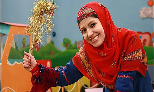 بیوگرافی خاله شادونه بچه‌ها