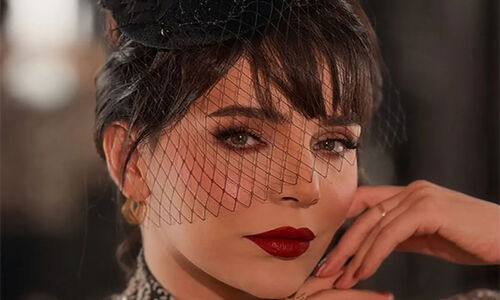 «نیمتاج» بامداد خمار با این استایل همه را غافلگیر کرد + عکس میکاپ غلیظ  زهرا فراهانی‌راد