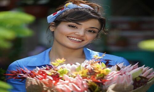 بیوگرافی هانده ارچل از شروع تا درخشش و رابطه با میلیاردر ترکیه ای