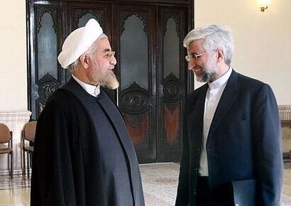 مردم خیلی وقت است از روحانی و جلیلی خسته شده‌اند/ اقوام جلیلی روی صدا و سیما چنبره زده‌اند!