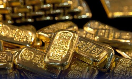 قیمت جهانی طلا امروز دوشنبه ۵ آبان ۱۴۰۴؛ ترامپ انس طلا را پایین کشید